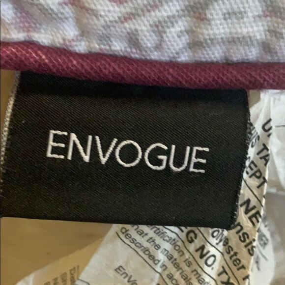 ENVOGUE OVERSIZE DECORATIVE PILLOW‎ SIZE 18X20 - Picture 9 of 9